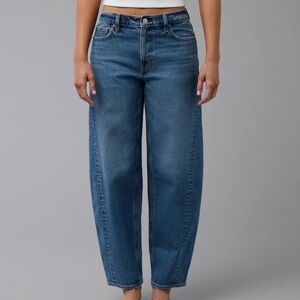 American Eagle Outfitters Blue Barrel Jeans